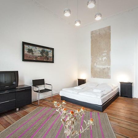 3 Bedroom Apartment เบอร์ลิน ภายนอก รูปภาพ