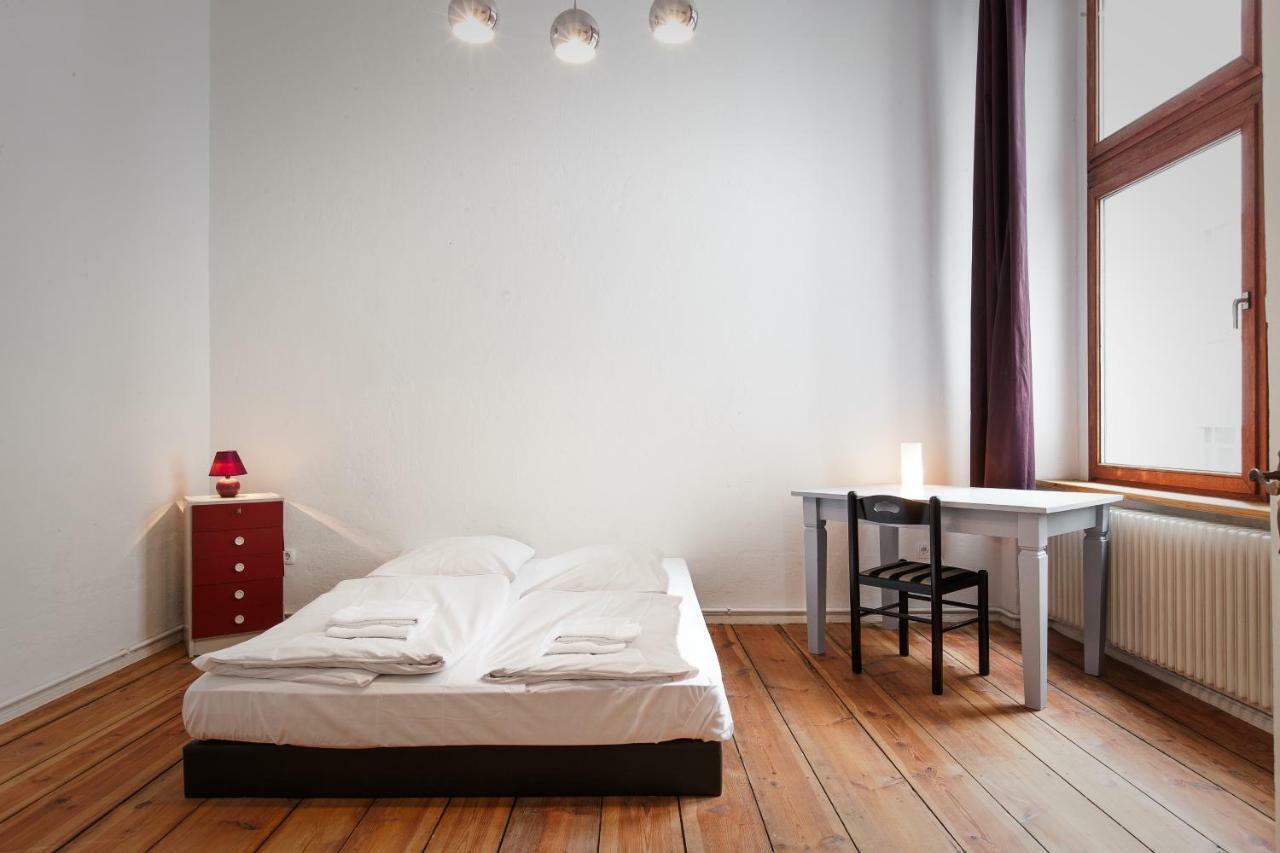 3 Bedroom Apartment เบอร์ลิน ภายนอก รูปภาพ