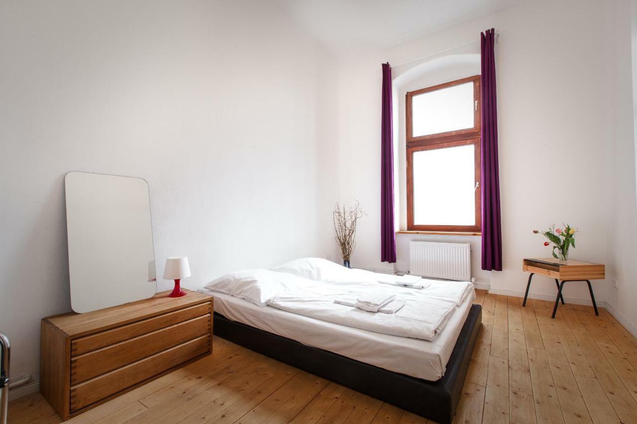 3 Bedroom Apartment เบอร์ลิน ภายนอก รูปภาพ