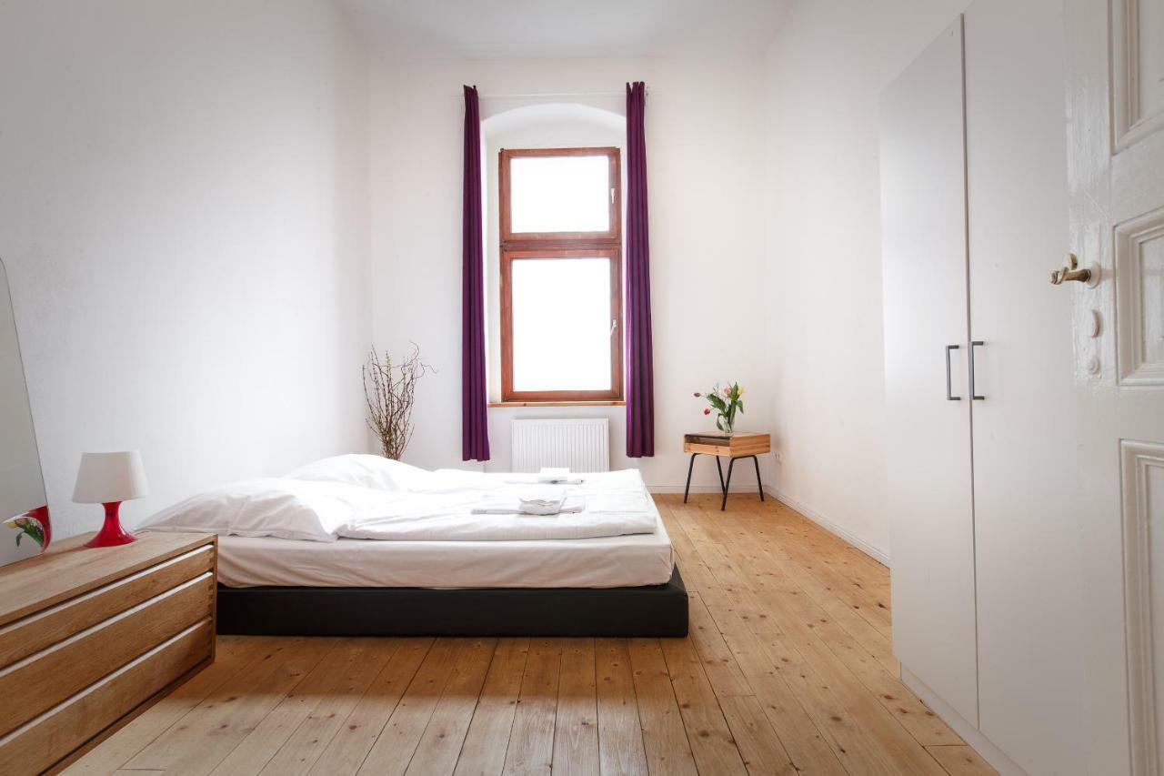 3 Bedroom Apartment เบอร์ลิน ภายนอก รูปภาพ