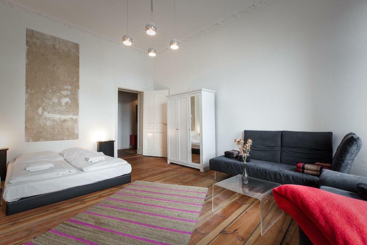 3 Bedroom Apartment เบอร์ลิน ภายนอก รูปภาพ